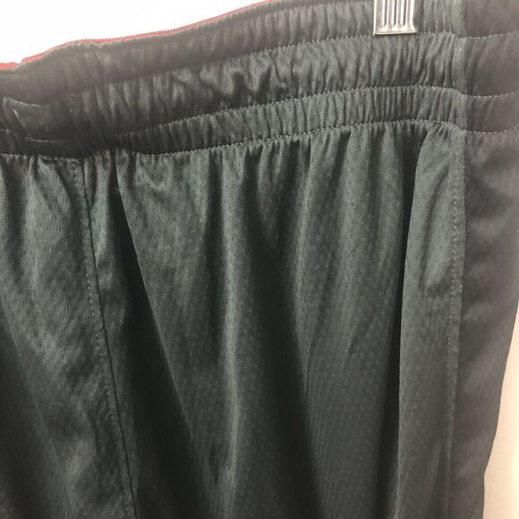 New NIKE Men’s Size Medium Gray, Black, Red Basketball Shorts - Picture 5 of 8